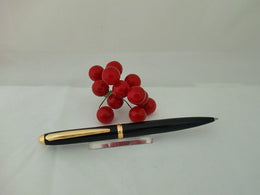 X-Pen Classic Ballpoint Pen in Black with Gold Detail 126B