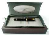 Parker Duofold Mini Fountain Pen International in Black and Gold Medium Nib